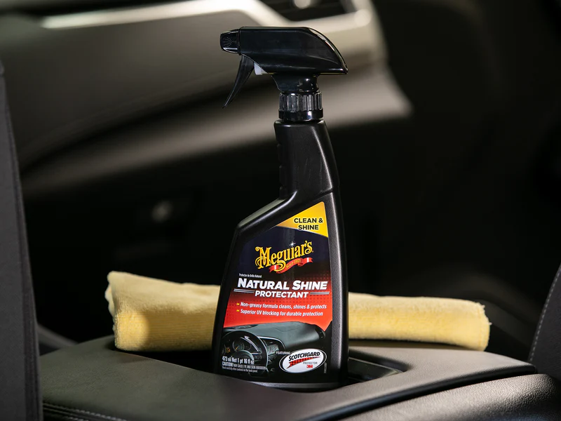 ناتشورال شاين | ملمع وحامي البلاستيك والمطاط (مظهر طبيعي)