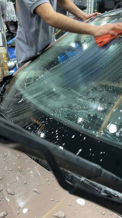 ما هي حماية الزجاج الأمامي بالنانو؟